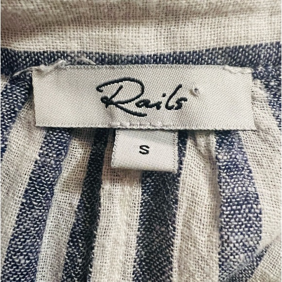 Rails Alyssa Bay Stripe Top Buttons down Linen Shirt Size Small Preowned - Picture 11 of 14